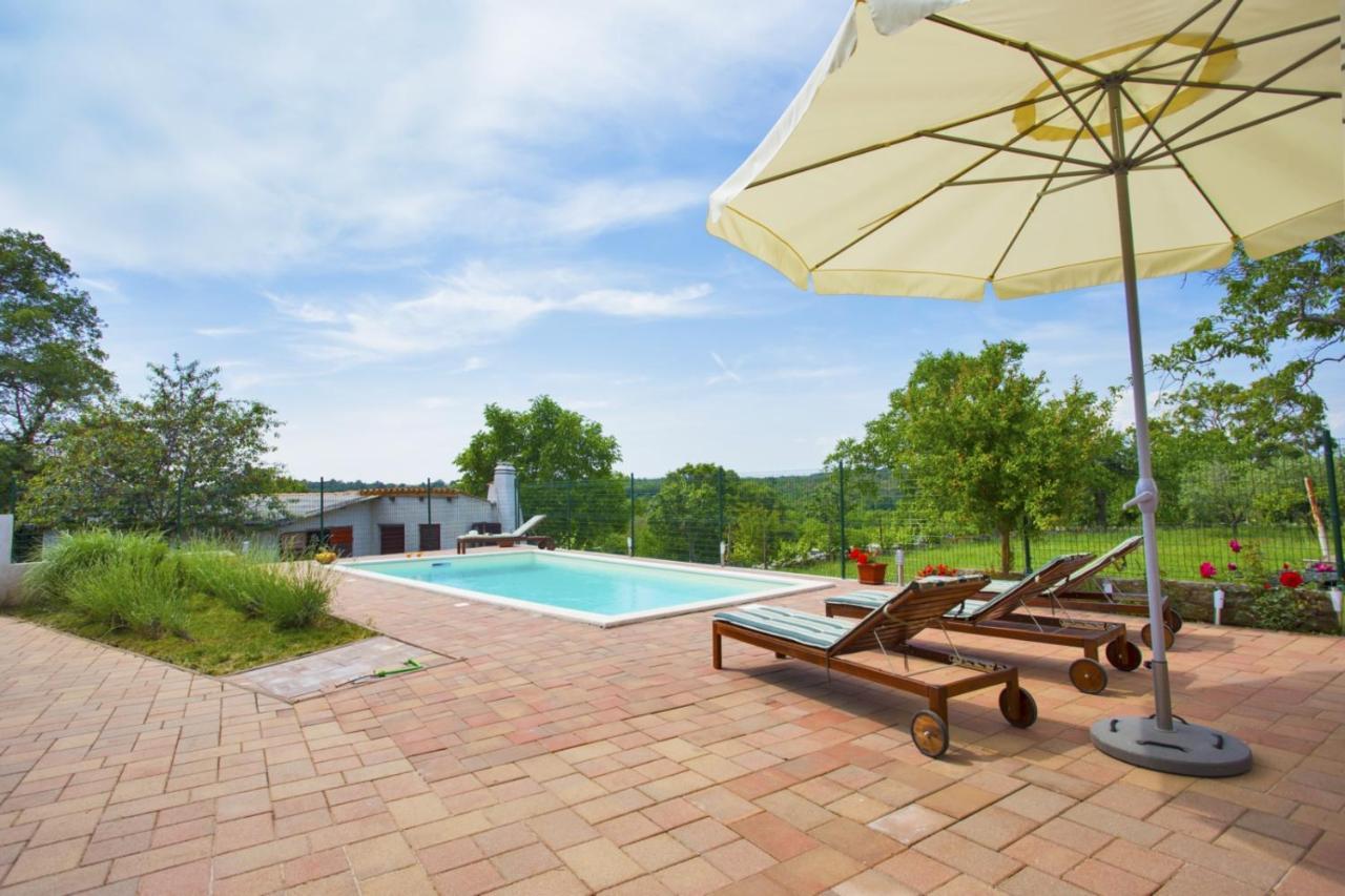 Holiday Home Elvis, Village Kujici Hreljići Eksteriør bilde