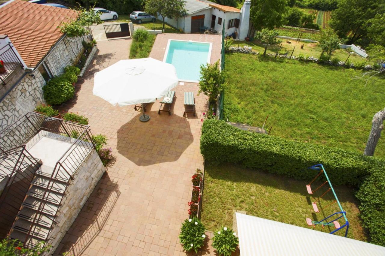 Holiday Home Elvis, Village Kujici Hreljići Eksteriør bilde