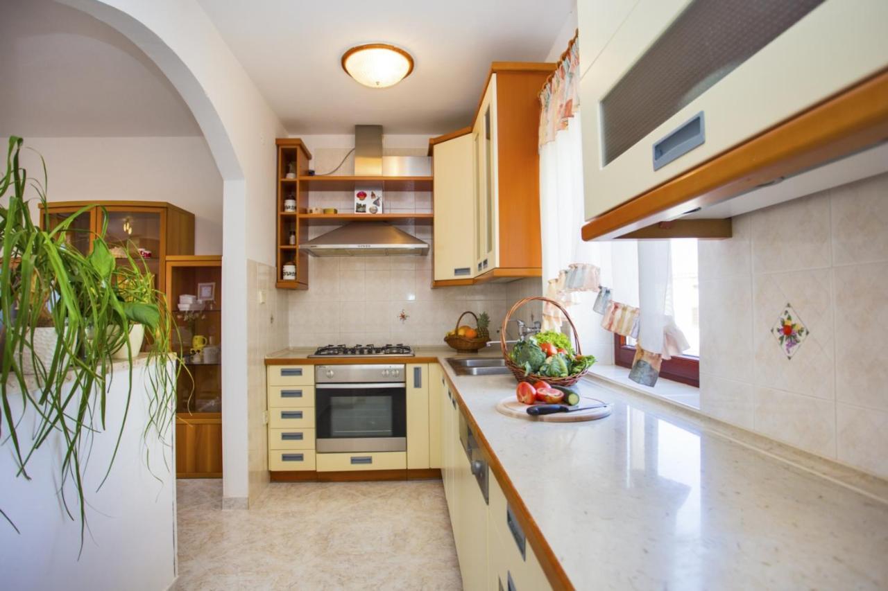 Holiday Home Elvis, Village Kujici Hreljići Eksteriør bilde