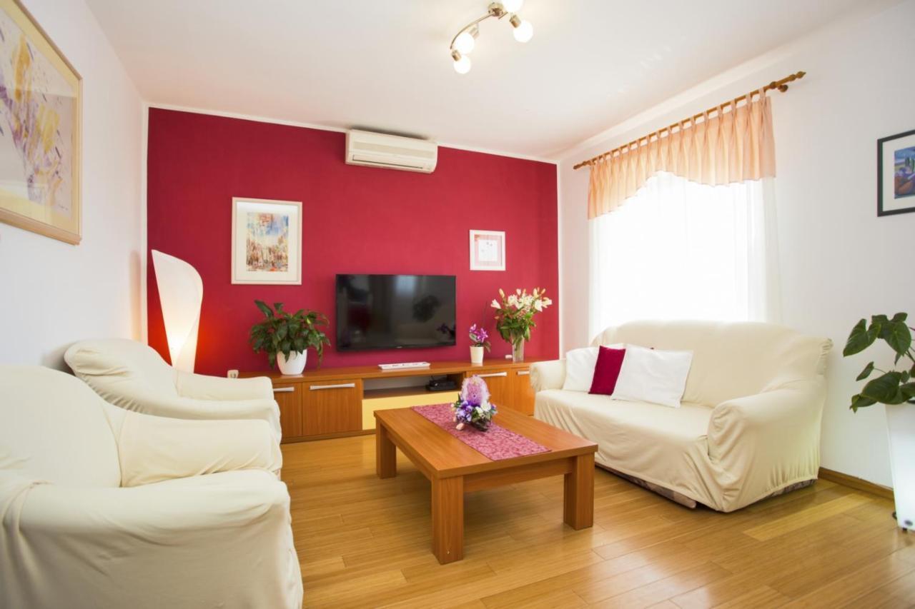 Holiday Home Elvis, Village Kujici Hreljići Eksteriør bilde